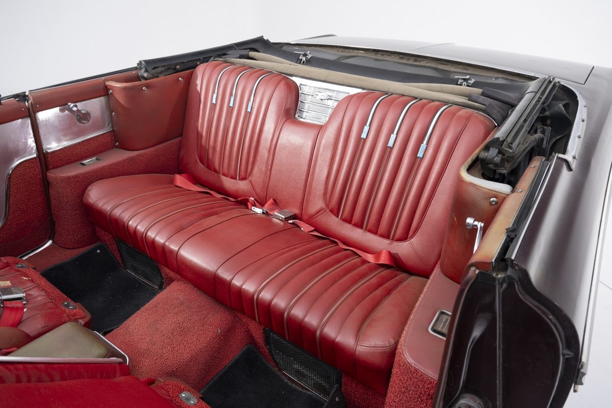 1962 Ford Galaxie 500XL Convertible | 株式会社BINGO
