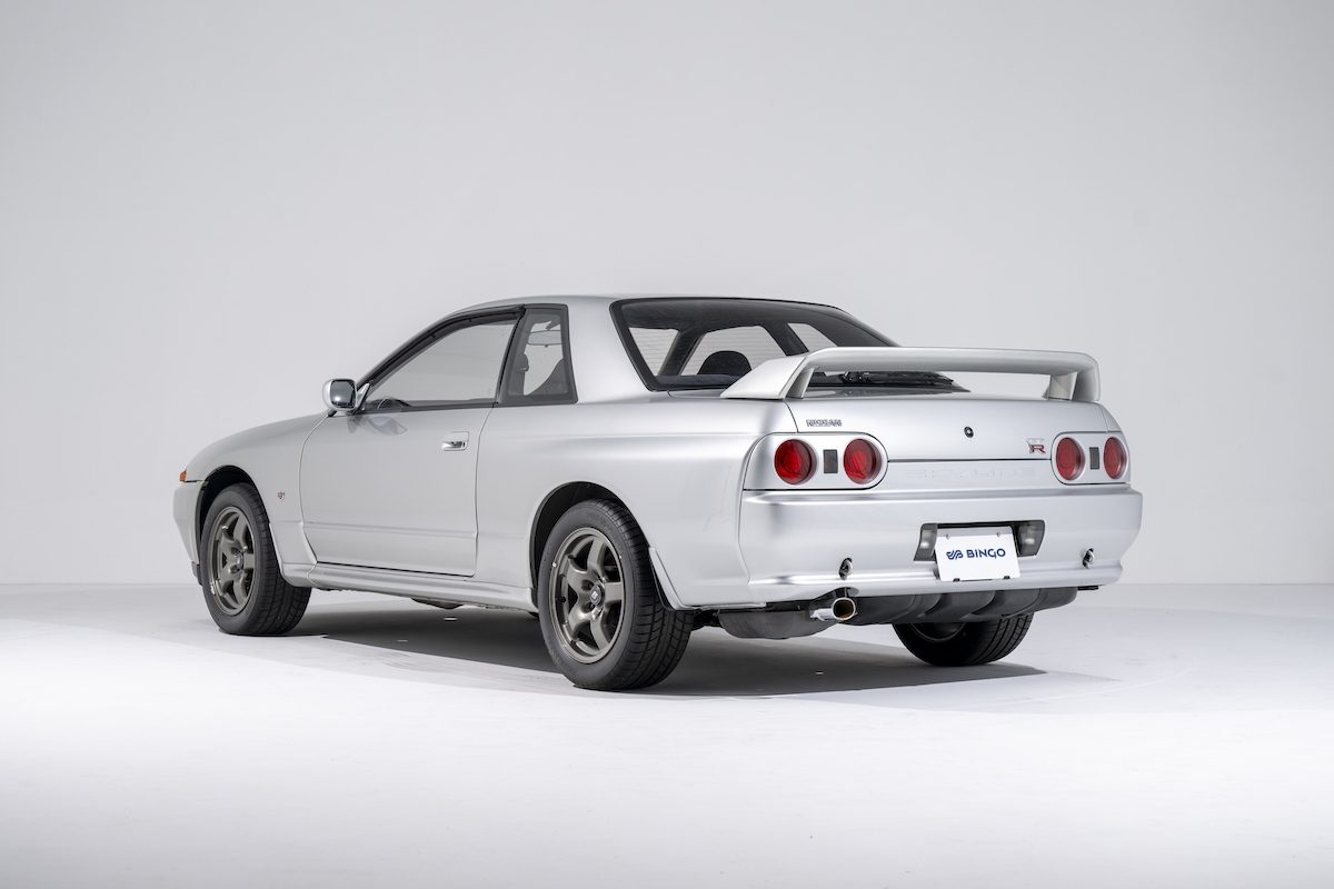 R32 silver 05