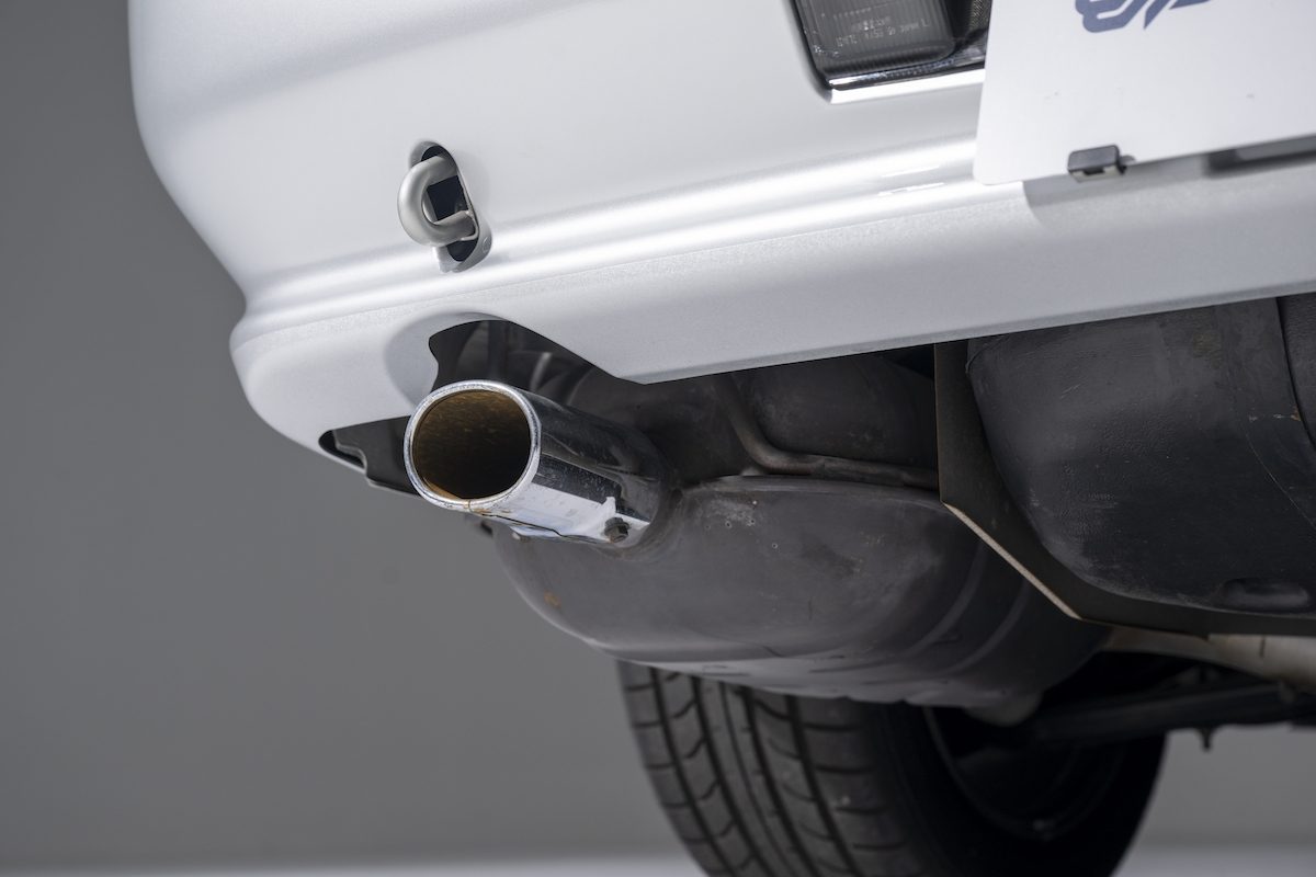 R32 silver 21