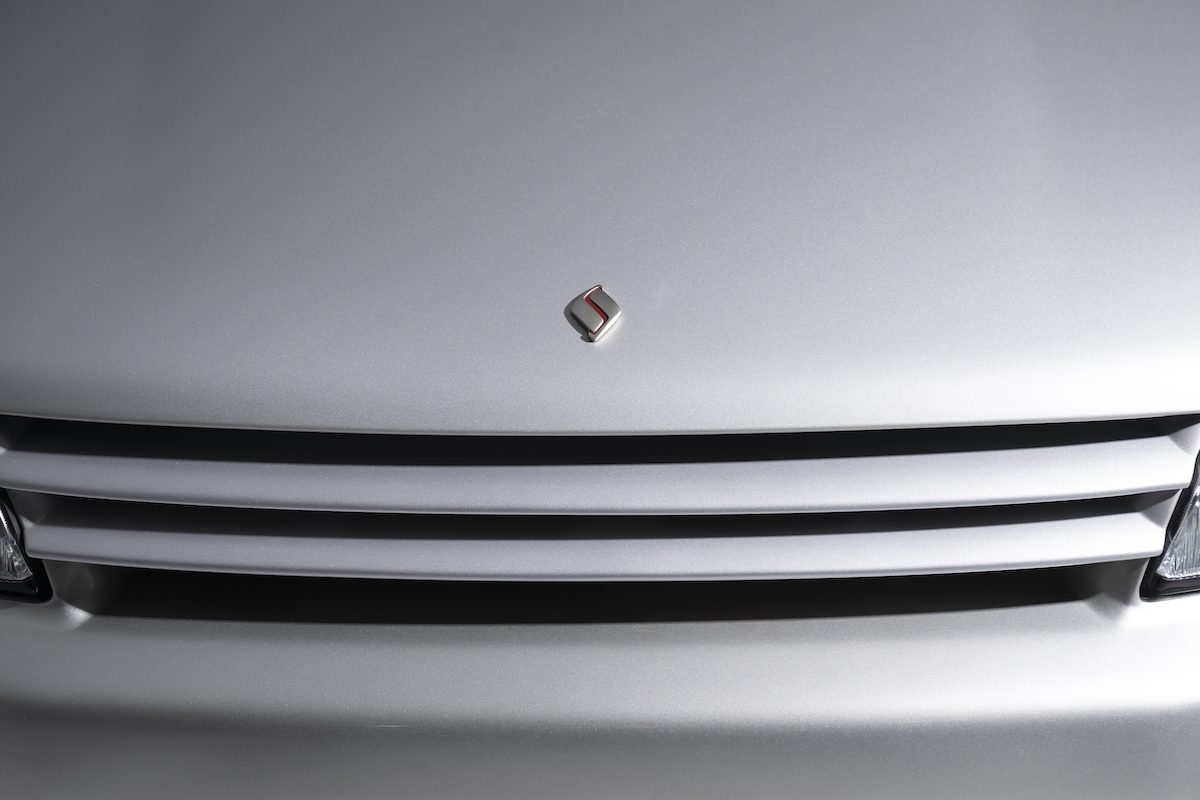 R32 silver 30