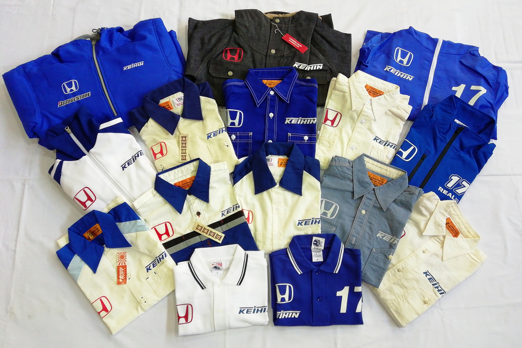 REAL RACING
Teamwear set	
Size : S