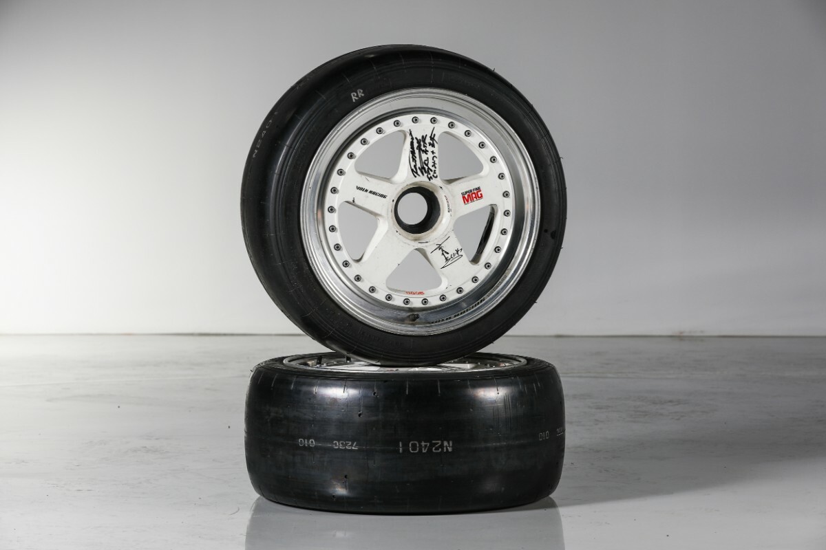 STP TAISAN GT-R VOLK RACING CENTER LOCK WHEEL SET