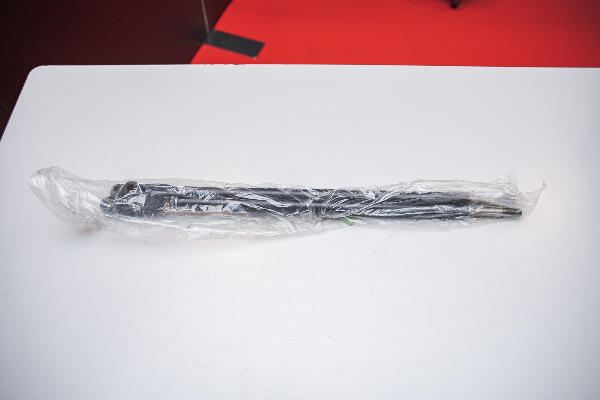 テンションロッド(試作、アルミ、チタ ン製)